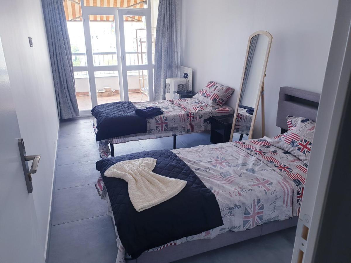Big Flat Sea Vieuw 95 M2 5 Rooms Near Airport 5 Min Train 3 Min And Tram On Site, Beach 7 Min, 2 Showers And 2 Toilets , Neuf Grand Appartement 95 M2 5 Chambres Proche Aeroport 5 Min Train 3 Min Et Tramway Sur Place, Plage 7 Min 2 Douches Et 2 Wc Vue Nice Exterior foto