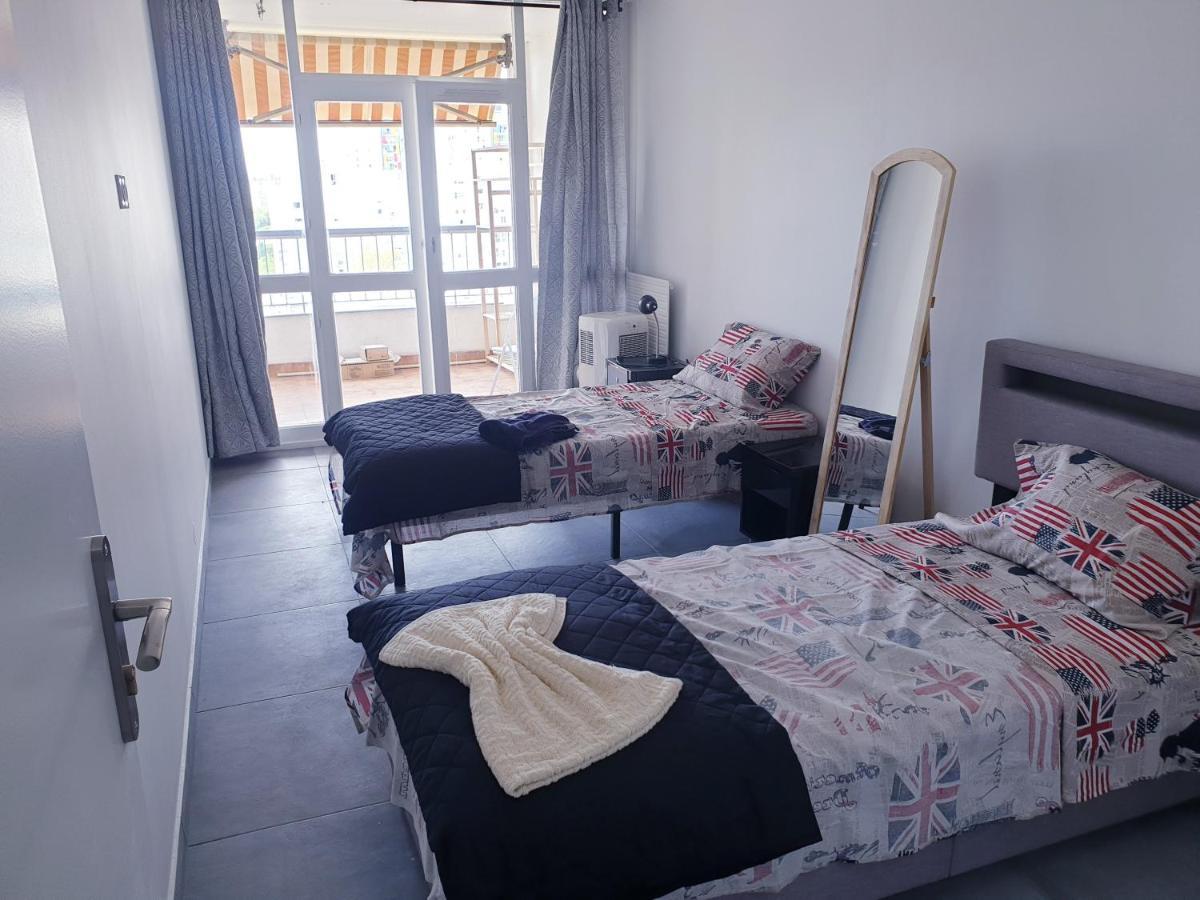 Big Flat Sea Vieuw 95 M2 5 Rooms Near Airport 5 Min Train 3 Min And Tram On Site, Beach 7 Min, 2 Showers And 2 Toilets , Neuf Grand Appartement 95 M2 5 Chambres Proche Aeroport 5 Min Train 3 Min Et Tramway Sur Place, Plage 7 Min 2 Douches Et 2 Wc Vue Nice Exterior foto