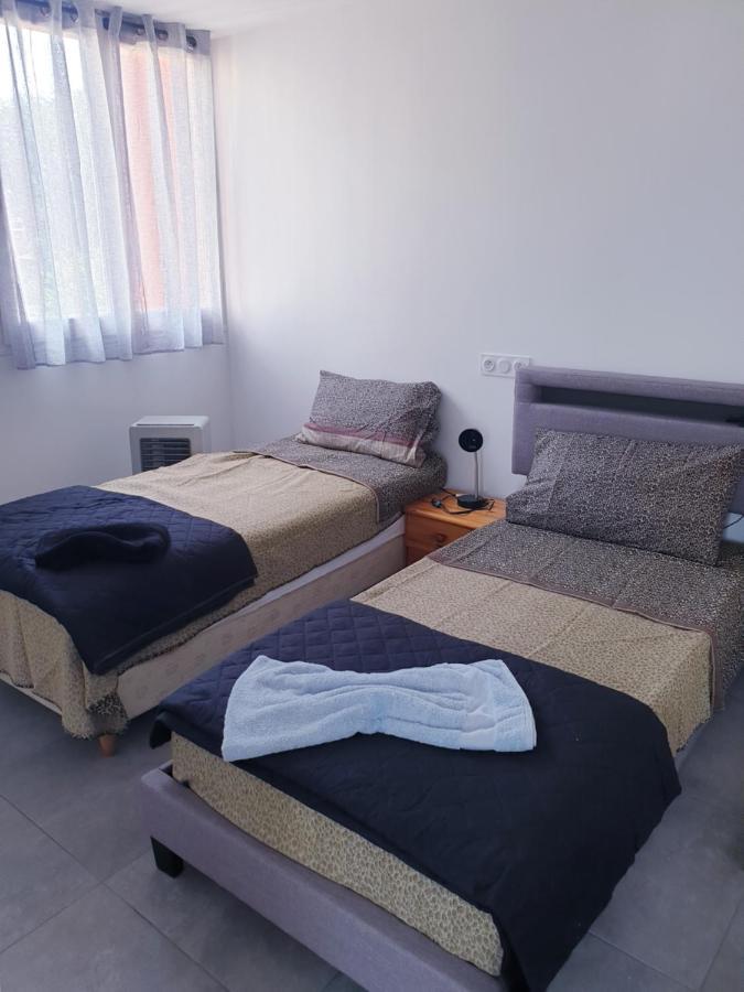 Big Flat Sea Vieuw 95 M2 5 Rooms Near Airport 5 Min Train 3 Min And Tram On Site, Beach 7 Min, 2 Showers And 2 Toilets , Neuf Grand Appartement 95 M2 5 Chambres Proche Aeroport 5 Min Train 3 Min Et Tramway Sur Place, Plage 7 Min 2 Douches Et 2 Wc Vue Nice Exterior foto
