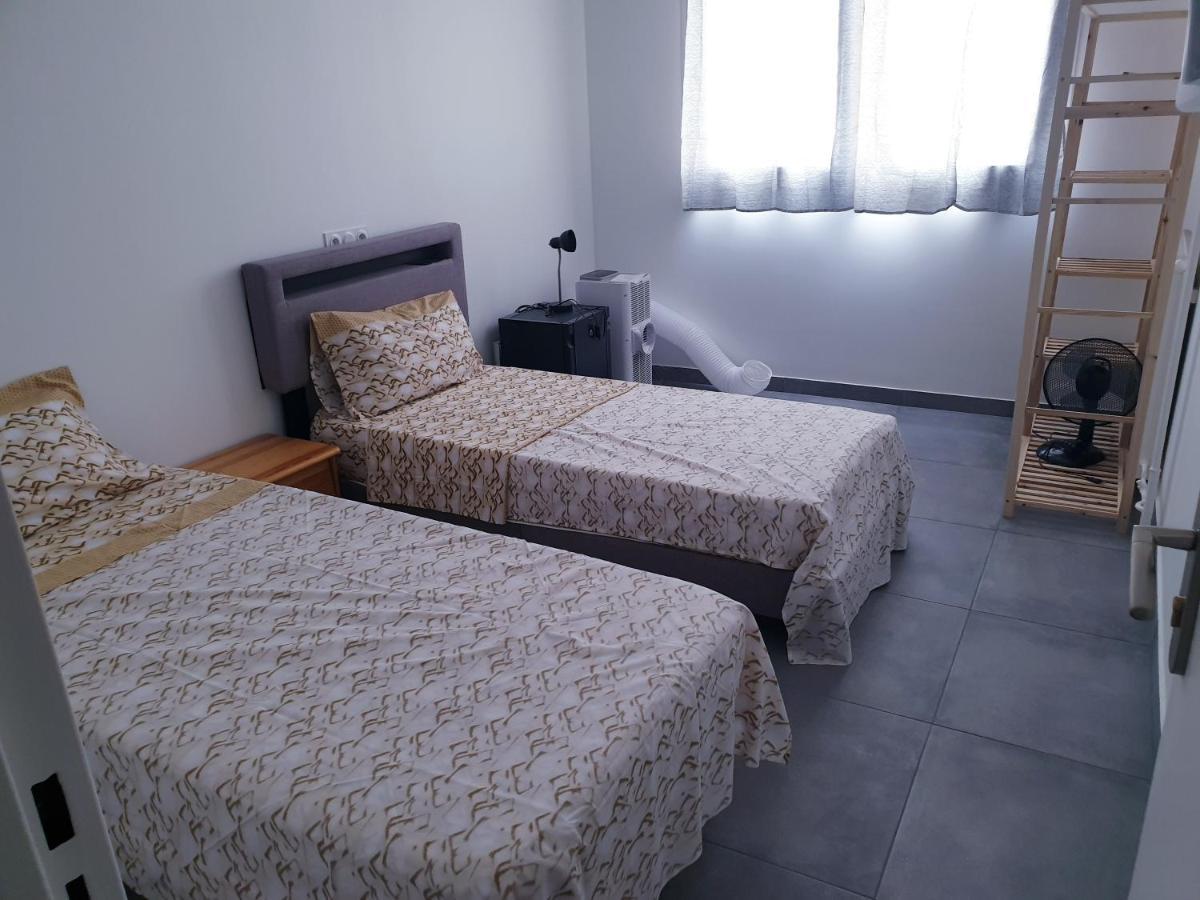 Big Flat Sea Vieuw 95 M2 5 Rooms Near Airport 5 Min Train 3 Min And Tram On Site, Beach 7 Min, 2 Showers And 2 Toilets , Neuf Grand Appartement 95 M2 5 Chambres Proche Aeroport 5 Min Train 3 Min Et Tramway Sur Place, Plage 7 Min 2 Douches Et 2 Wc Vue Nice Exterior foto