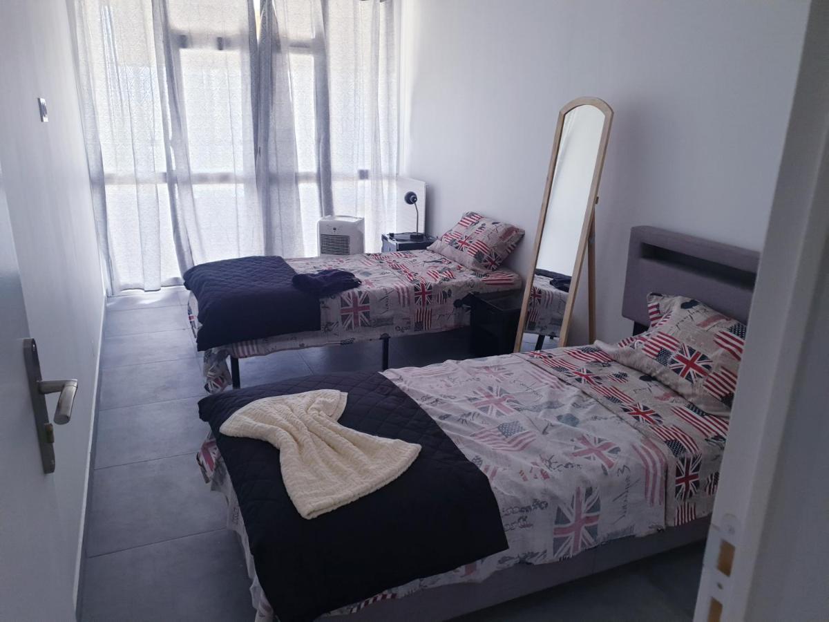 Big Flat Sea Vieuw 95 M2 5 Rooms Near Airport 5 Min Train 3 Min And Tram On Site, Beach 7 Min, 2 Showers And 2 Toilets , Neuf Grand Appartement 95 M2 5 Chambres Proche Aeroport 5 Min Train 3 Min Et Tramway Sur Place, Plage 7 Min 2 Douches Et 2 Wc Vue Nice Exterior foto
