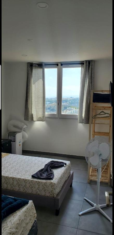 Big Flat Sea Vieuw 95 M2 5 Rooms Near Airport 5 Min Train 3 Min And Tram On Site, Beach 7 Min, 2 Showers And 2 Toilets , Neuf Grand Appartement 95 M2 5 Chambres Proche Aeroport 5 Min Train 3 Min Et Tramway Sur Place, Plage 7 Min 2 Douches Et 2 Wc Vue Nice Exterior foto