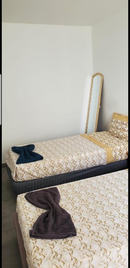 Big Flat Sea Vieuw 95 M2 5 Rooms Near Airport 5 Min Train 3 Min And Tram On Site, Beach 7 Min, 2 Showers And 2 Toilets , Neuf Grand Appartement 95 M2 5 Chambres Proche Aeroport 5 Min Train 3 Min Et Tramway Sur Place, Plage 7 Min 2 Douches Et 2 Wc Vue Nice Exterior foto