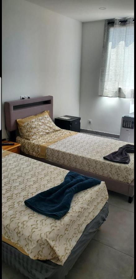 Big Flat Sea Vieuw 95 M2 5 Rooms Near Airport 5 Min Train 3 Min And Tram On Site, Beach 7 Min, 2 Showers And 2 Toilets , Neuf Grand Appartement 95 M2 5 Chambres Proche Aeroport 5 Min Train 3 Min Et Tramway Sur Place, Plage 7 Min 2 Douches Et 2 Wc Vue Nice Exterior foto